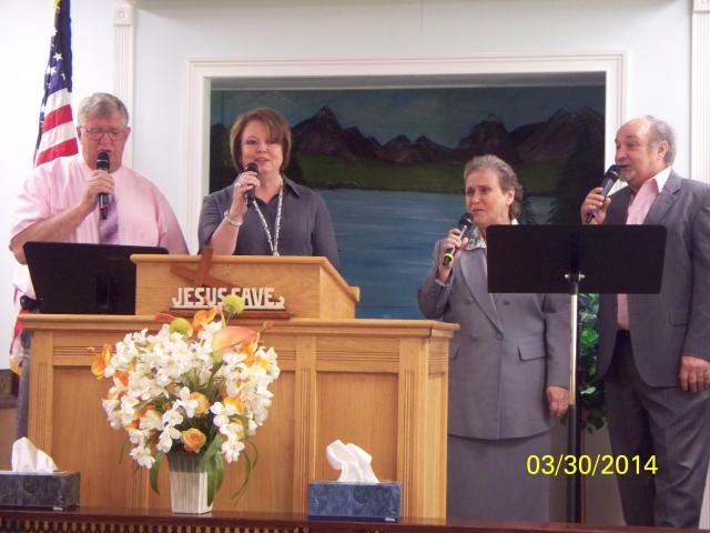 Enjoying the day with the congregation of Bluff Springs Baptist Church on March 30, 2014.