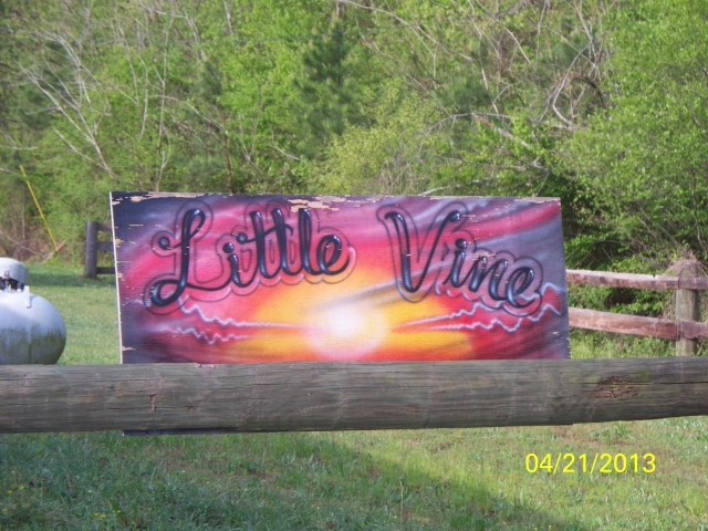 I failed to ask who painted this beautiful sign for Little Vine Baptist Church, but what a beautiful job they did!